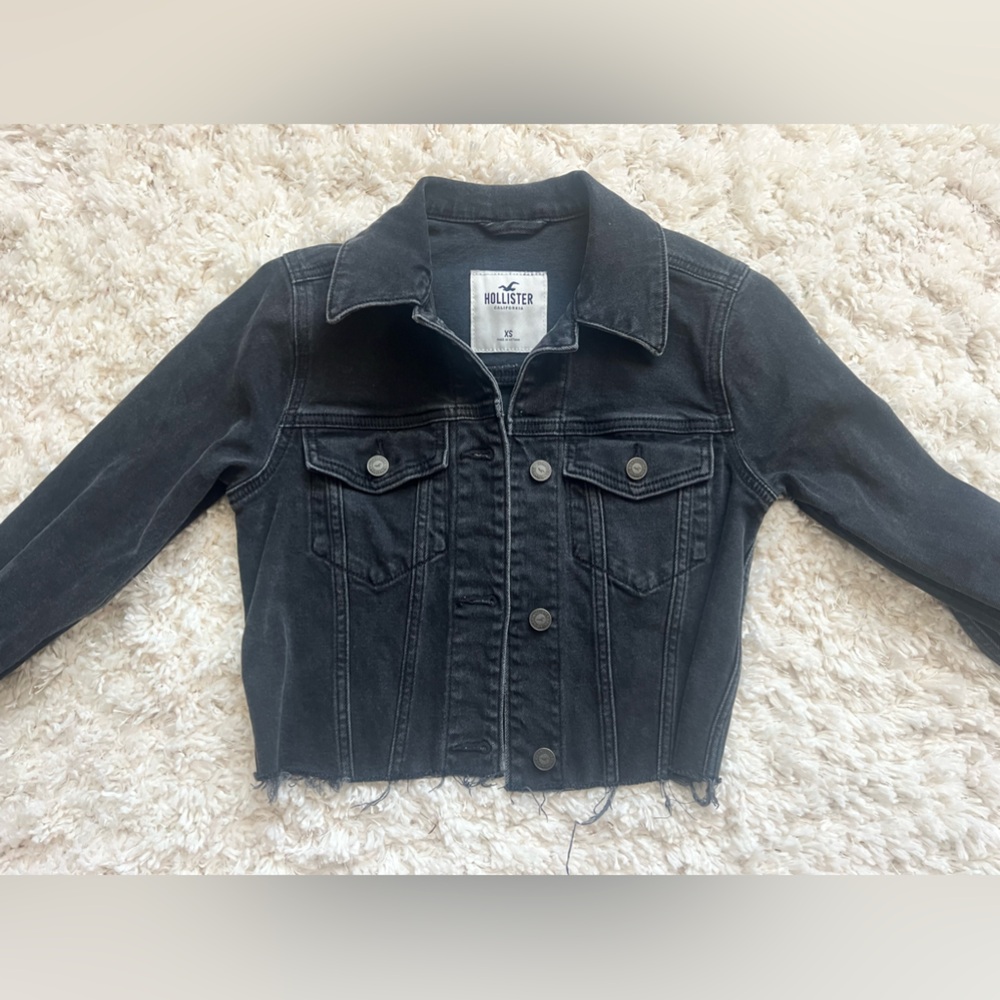 Hollister Cropped Denim Jacket